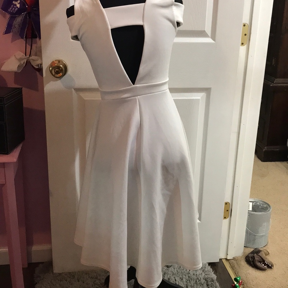 Dress - Picture 4 of 6